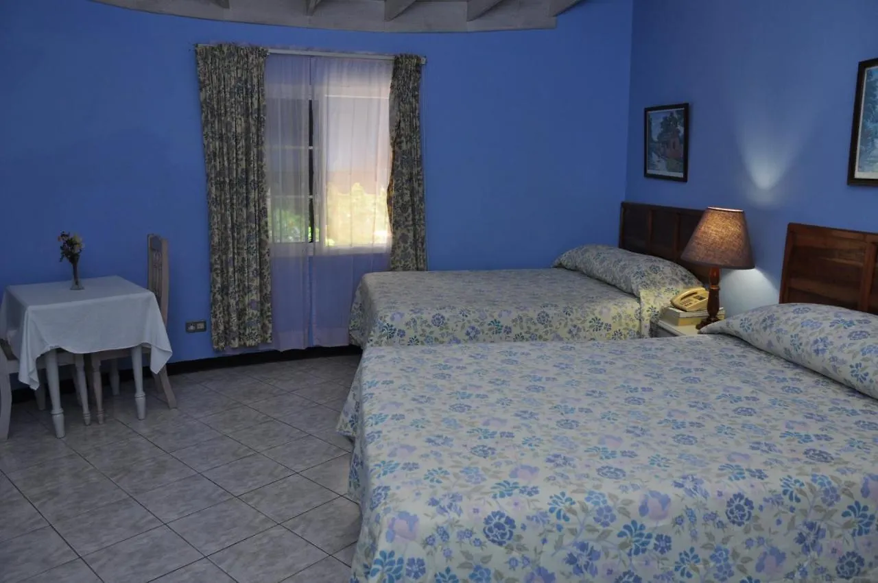 Tamarind Hotel Runaway Bay
